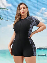 Maiô Manga Curta Plus Size