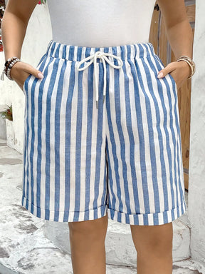 Short Listrado Plus Size Cordão