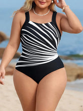Maiô Plus Size Listrado Ana